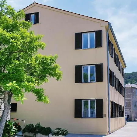 Awesome In With Wifi Apartment