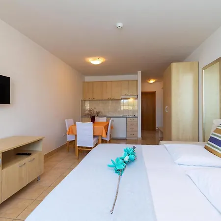 Awesome In With Wifi Apartment Vinjerac